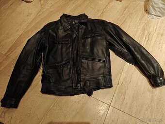 Kožená bunda na motorku