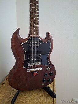 Elektricka kytara Gibson SG, model 2008