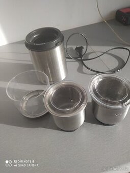 Mlýnek na kávu - 1