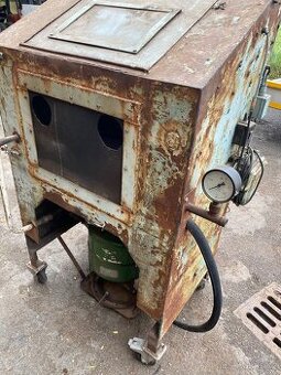 Piskovaci box,piskovacka tlaková