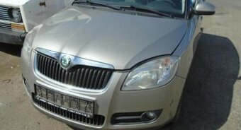 ŠKODA FABIA II - sháním kapotu, před. nárazník