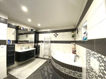 PRONÁJEM DOMU V KLECANECH U PRAHY OKR. PRAHA VÝCHOD