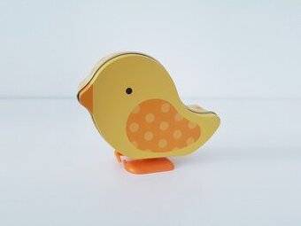 PLECHOVÁ KRABIČKA • KUŘÁTKO NA KLÍČEK