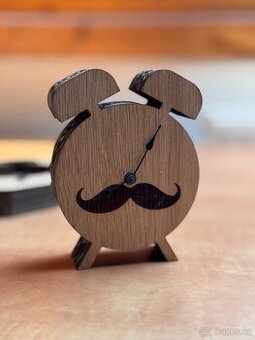 Kartoons, papírové hodiny