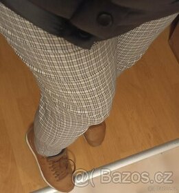 Kalhoty dámské - velikost 42 - Švýcarsko