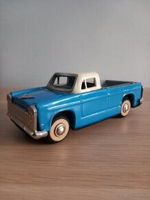 Model plechové staré auto hračka 70.léta 1:24