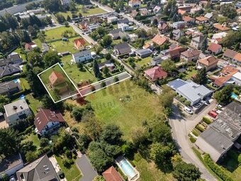 Prodej stavebního pozemku v Horních Počernicích