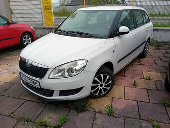 Škoda Fabia II 1.6 TDI ( CAYA ) 55kW r.2010 bílá