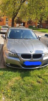 BMW E90 318 D