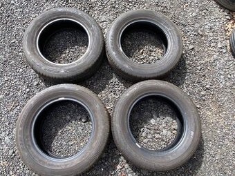 130. Letní pneu 205/65 r16 Falken Ziex ZE010B