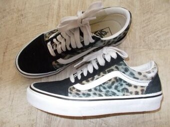 NÁDHERNÉ KOŽENÉ TENISKY ZN VANS V.39 TOP STAV