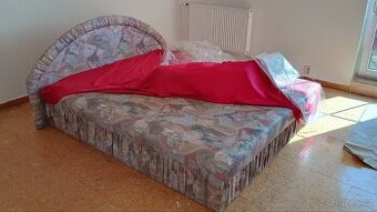 Postel letiště