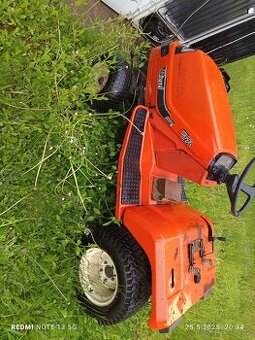 Zahradní traktůrek Kubota G 1700 diesel - 1