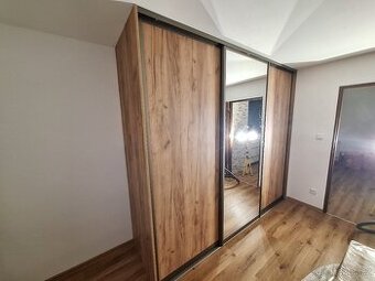 výroba skříní na míru - 1