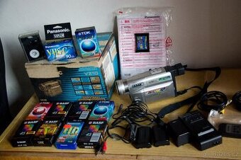 Panasonic NV-VZ10 + VHSC kazety