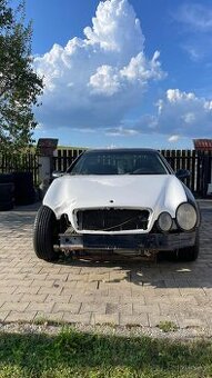 Mercedes-Benz CLK 200