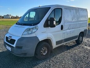 Peugeot Boxer 2.2 HDI 74 kw plně pojízdný tažné 2t