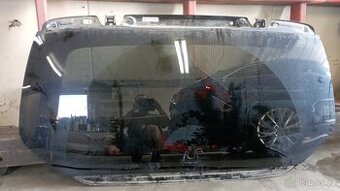 Mercedes benz V vyklopne okno 5.dveri