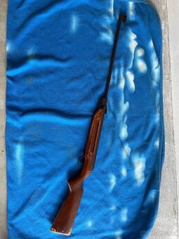 Vzduchovka Slavie 630 model 77