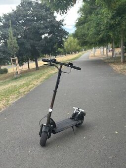 Elektrická koloběžka Kaabo Skywalker 10H