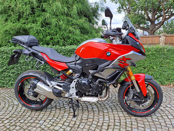 BMW F900XR