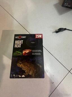 2x Night heat od Repti planet