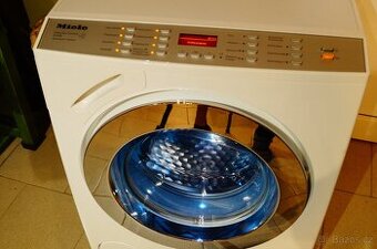 Pračka Miele W6766 WPS na 7 kg