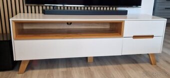TV Stolek