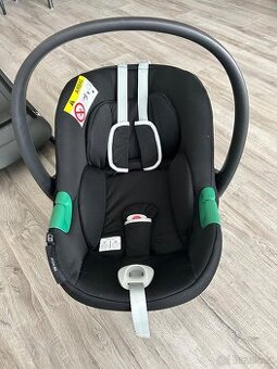 Vajíčko Cybex + základna s adaptérmi