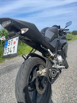 Yamaha YZF 125R
