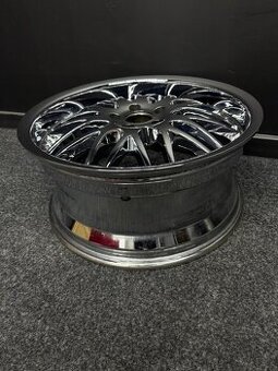 1 kus alu kolo 19” na stolek / rezerva