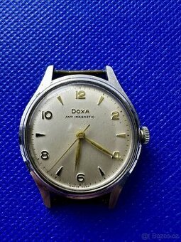 Staré hodinky DOXA