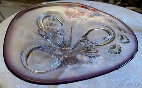 Fialová mísa hutní sklo Chřibská (Hospodka?)