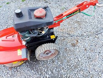 Prodám dvě sekačky