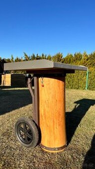 Prodám pojízdný jasanový špalek