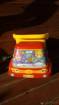 nákladní auto-domů i na zahradu-střední vel.-nové