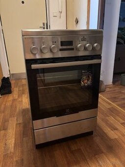 Indukční sporák Electrolux EKI54970OX 50cm - Nepoužitý
