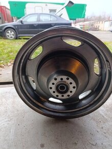 Zadní kolo Suzuki Intruder 1500