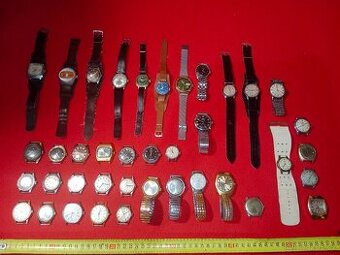 Náramkové mechanické hodinky 39 ks