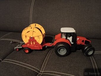 traktor se zavlažováním Pepco - 1