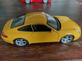 Porsche 911 1:18