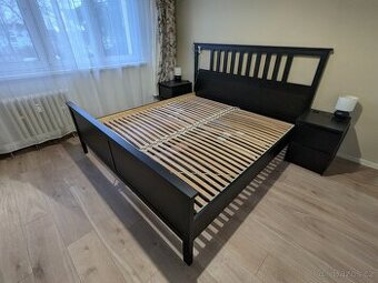 Postel Hemnes 180/200 včetně roštu a úložných boxů