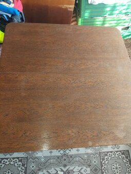 Rozkládací jídelní stůl Jitona