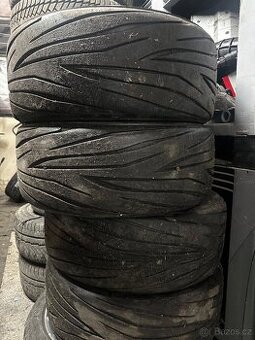 Pneu SEMISLICK letní 225/45r17 Emperum