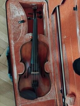 Prodám staré plně funkční housle