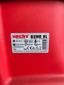 Štěpkovač Hecht a propanová lahev