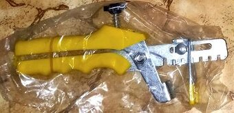 Vyrovnávací sada na obklady a dlažbu s klínky