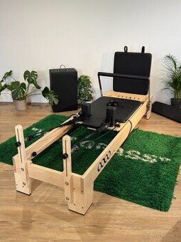 🧘‍♀️ Pilates Reformer NOVÝ – Kanadský javor, ČERNÝ či BÍLÝ