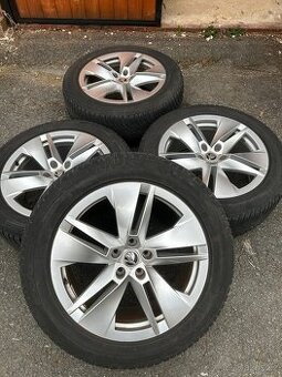 Alu kola R19 5x112 Škoda + Celoroční pneu 235/55/19