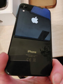 Iphone Xr, 64GB - v pěknem stavu